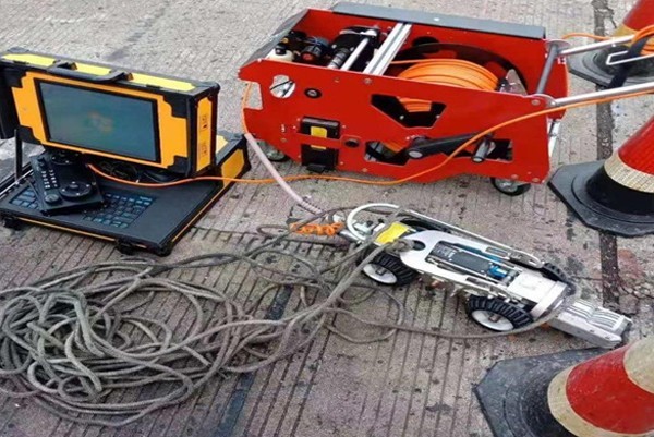 马龙CCTV管道检测机器人