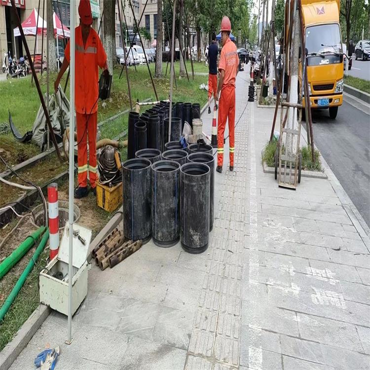 马龙管道短管置换修复